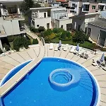 Holiday home Sun 14 *