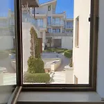 Holiday home Sun 14 *